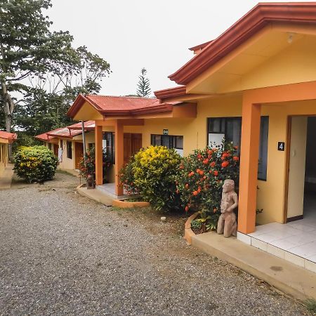 Hotel Amjeco San Isidro De El General Eksteriør bilde